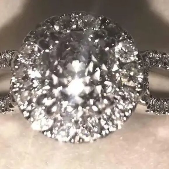 White Diamond Ring with Rare Patented Cut - Picture 7 of 7